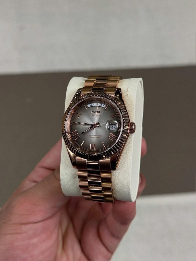 Arctic Rose Dial