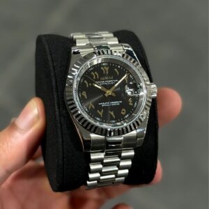 Gold Obsidian Royale Dial