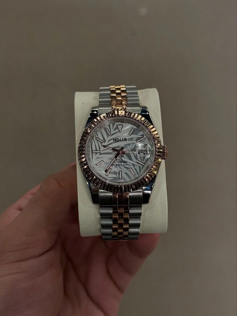 Grand Pearl Dial