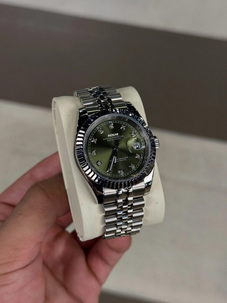 Green Diamond Dial