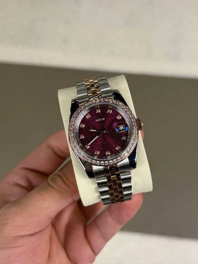 Maroon Majesty